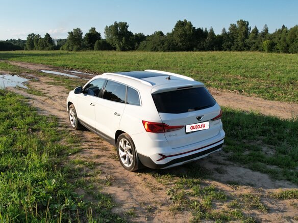 2023 Jetta VS7 I Рестайлинг 1, белый, 1850000 рублей - вид 6