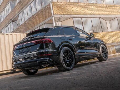 2025 Audi Q8 45 TDI I (4M) Рестайлинг, чёрный, 12890000 рублей, вид 5