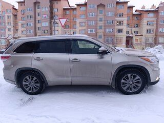 2014 Toyota Highlander III (XU50), бежевый, 2600000 рублей, вид 4