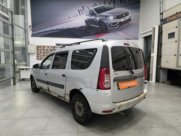 2013 Lada (ВАЗ) Largus I, серебристый, 309000 рублей - вид 2
