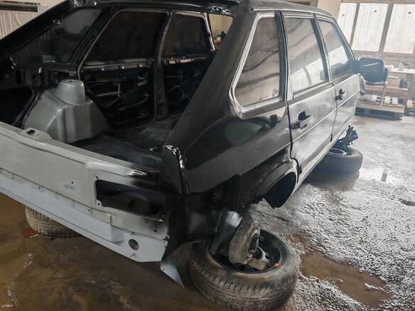 2007 Lada (ВАЗ) 2114, чёрный, 300000 рублей - вид 5