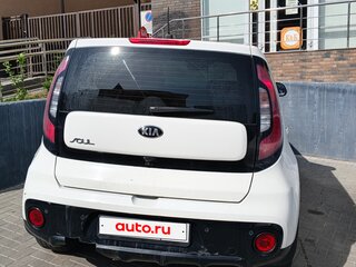 2018 Kia Soul II Рестайлинг, белый, 1400000 рублей, вид 5