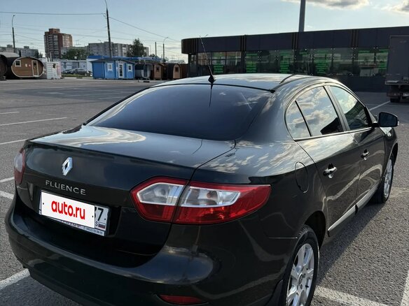 2013 Renault Fluence I, чёрный - вид 3