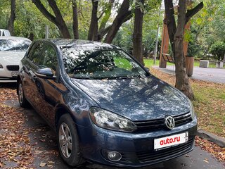 2010 Volkswagen Golf VI, синий, 690000 рублей, вид 2