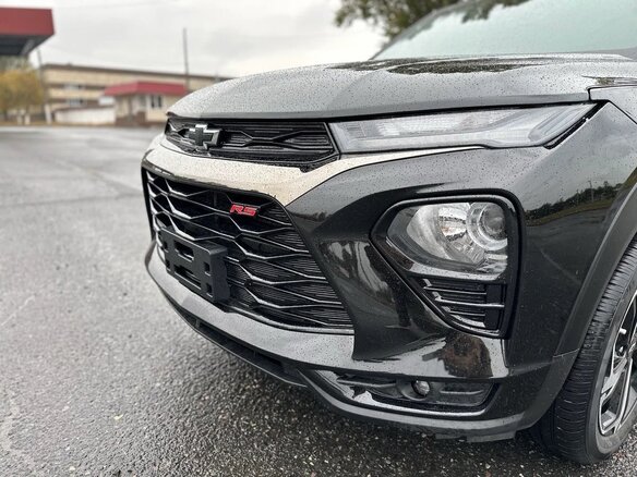 2023 Chevrolet TrailBlazer III, чёрный, 1990000 рублей - вид 6