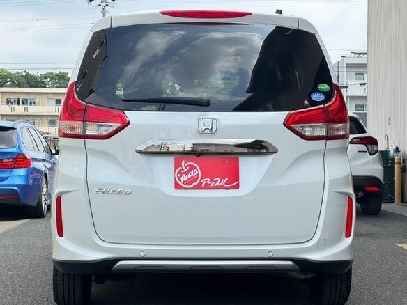 2020 Honda Freed II Рестайлинг, белый, 1205000 рублей - вид 6
