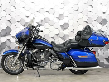 2013 Harley-Davidson CVO Limited, синий, 1177000 рублей, вид 4