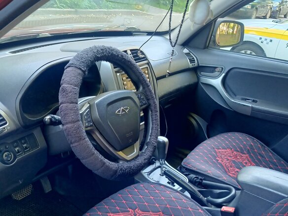 2014 Chery Tiggo (T11) I Рестайлинг (FL), красный, 320000 рублей - вид 5