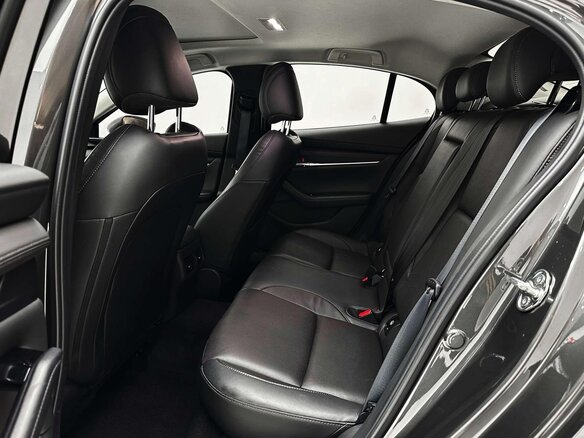 2023 Mazda 3 Axela IV (BP), серый, 1360000 рублей - вид 19