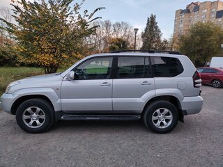 2004 Toyota Land Cruiser Prado 4-speed 120 Series, серебристый, 1650000 рублей, вид 5