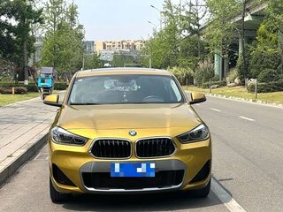 2021 BMW X2 sDrive20i I (F39), золотистый, 1720000 рублей, вид 2