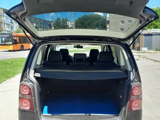 2008 Volkswagen Touran I Рестайлинг, чёрный, 620000 рублей, вид 5
