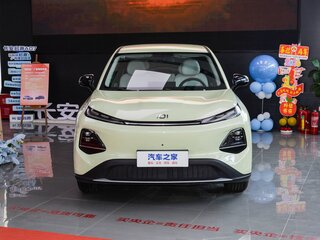 2026 Changan Qiyuan Q05 40.3 kWh II, зелёный, 1900000 рублей, вид 2