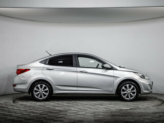 2012 Hyundai Solaris I, серебристый, 699000 рублей, вид 4