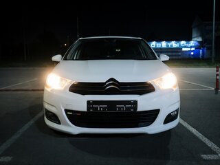 2012 Citroen C4 II, белый, 750000 рублей, вид 2
