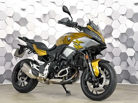 2020 BMW F 900 XR, золотистый, 999000 рублей, вид 1