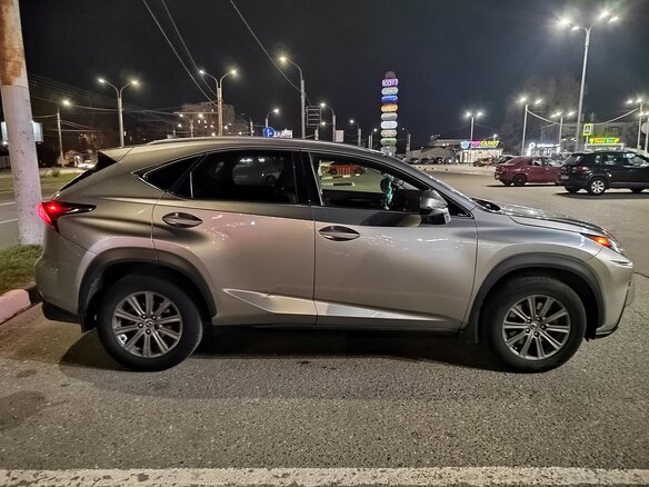 2017 Lexus NX 300 I Рестайлинг, серый, 2790000 рублей - вид 5