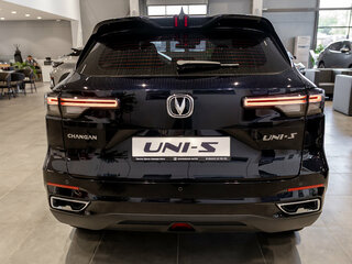 2026 Changan UNI-S I, чёрный, 3179900 рублей, вид 4