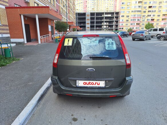 2007 Ford Fusion I Рестайлинг, зелёный, 400000 рублей - вид 5