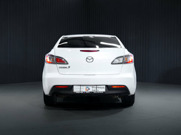 2012 Mazda 3 II (BL) Рестайлинг, белый, 990000 рублей - вид 5