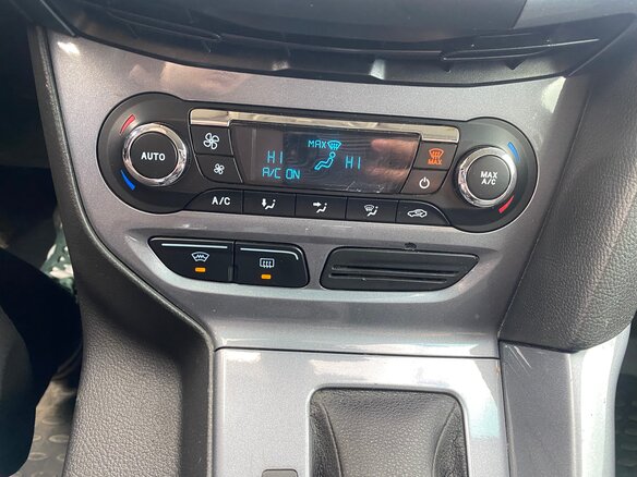 2013 Ford Focus III, белый, 520000 рублей - вид 15