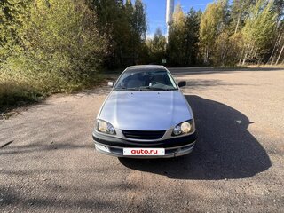 1999 Toyota Avensis I, серебристый, 220000 рублей, вид 2