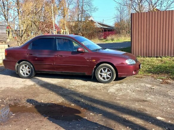 2006 Kia Spectra I Рестайлинг 2, красный, 250000 рублей - вид 2