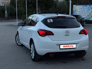 2011 Opel Astra J, белый, 720000 рублей, вид 3