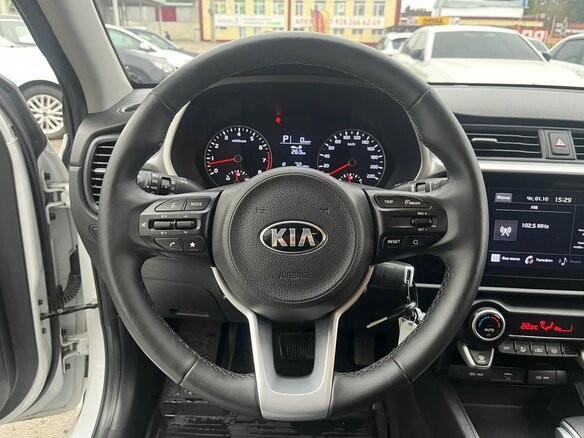2021 Kia Rio IV Рестайлинг, белый, 1849000 рублей - вид 14