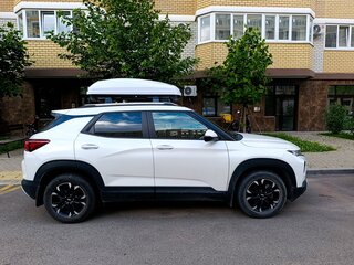 2021 Chevrolet TrailBlazer III, белый, 2000000 рублей, вид 2