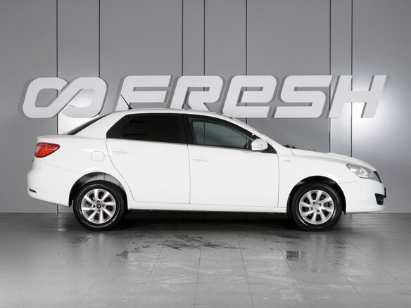2015 Dongfeng S30, белый, 699000 рублей - вид 4
