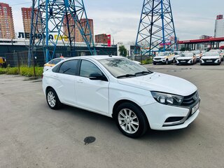 2019 Lada (ВАЗ) Vesta I, белый, 820000 рублей, вид 2