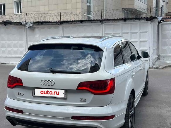 2011 Audi Q7 I (4L) Рестайлинг, белый, 2100000 рублей - вид 3