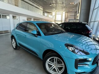 2020 Porsche Macan I Рестайлинг, голубой, 5650000 рублей, вид 3