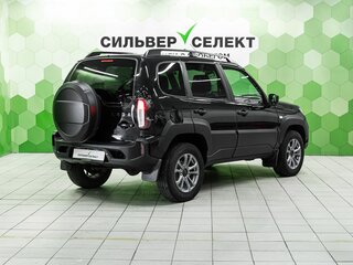 2023 Lada (ВАЗ) Niva Travel I, зелёный, 900000 рублей, вид 2