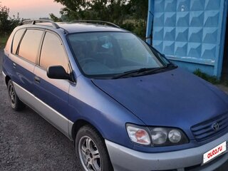 1997 Toyota Ipsum I (M10), синий, 377000 рублей, вид 1