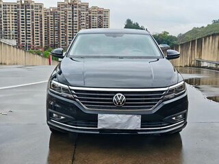 2022 Volkswagen Lavida III, чёрный, 1275000 рублей, вид 2