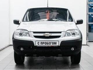 2013 Chevrolet Niva I Рестайлинг, серый, 599000 рублей, вид 2