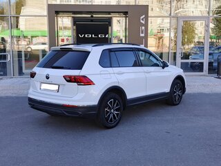 2021 Volkswagen Tiguan II Рестайлинг, белый, 2530000 рублей, вид 5