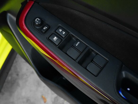 2017 Suzuki Swift Sport V, жёлтый, 1349000 рублей - вид 24