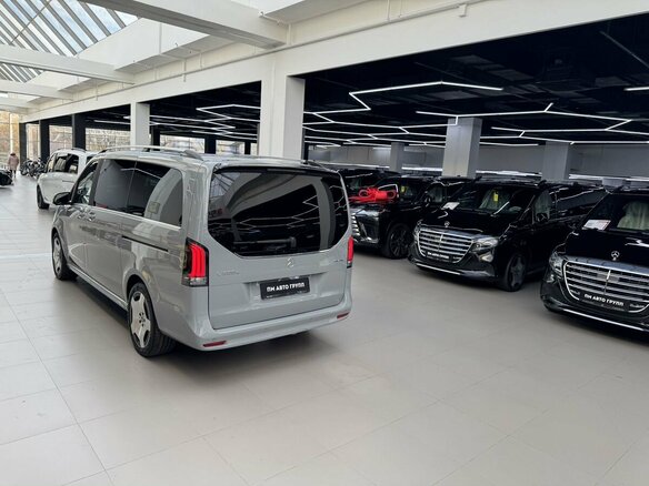 2026 Mercedes-Benz V-Класс Long 300 d длинный III (W447) Рестайлинг 2, серый, 14990000 рублей - вид 40