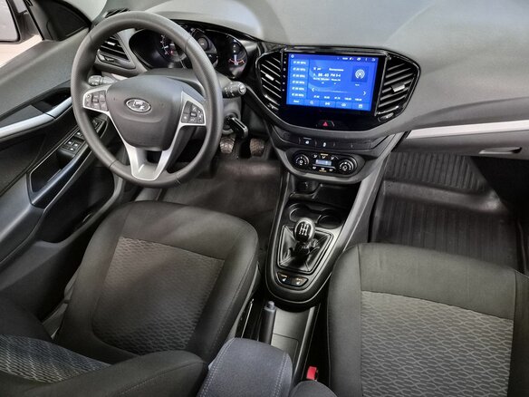 2018 Lada (ВАЗ) Vesta SW I, серебристый, 919000 рублей - вид 17