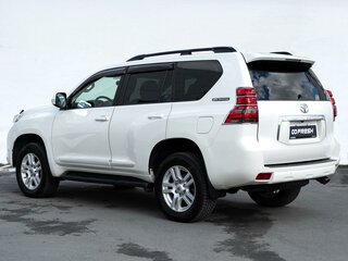 2011 Toyota Land Cruiser Prado 150 Series, белый, 2990000 рублей, вид 2