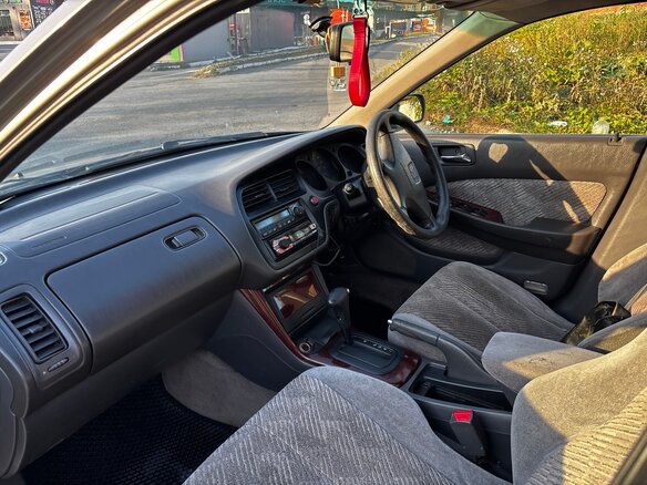 1998 Honda Accord VI, серебристый - вид 6