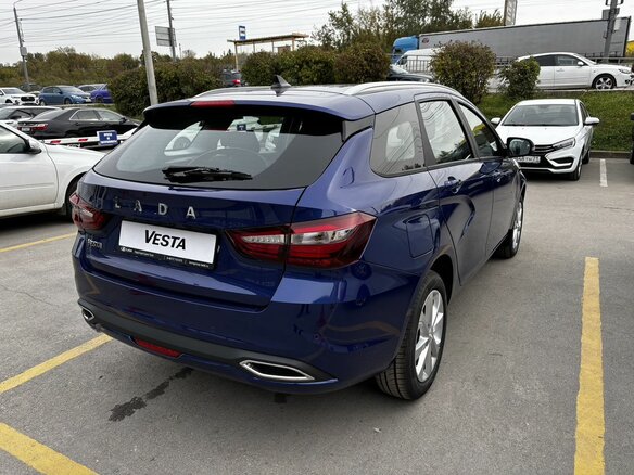2026 Lada (ВАЗ) Vesta SW Cross I Рестайлинг (NG), синий, 2271000 рублей - вид 3
