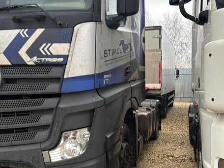 2023 Mercedes-Benz Actros, серый, 9560000 рублей, вид 2