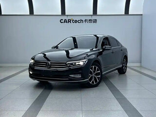 2023 Volkswagen Magotan B8 Рестайлинг, чёрный, 1750004 рублей, вид 1