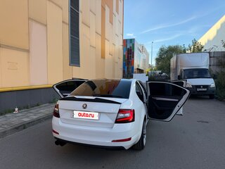 2014 Skoda Octavia III (A7), белый, 1400000 рублей, вид 2