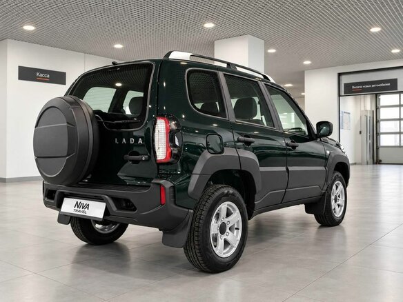 2026 Lada (ВАЗ) Niva Travel I Рестайлинг, зелёный, 1588573 рублей - вид 3