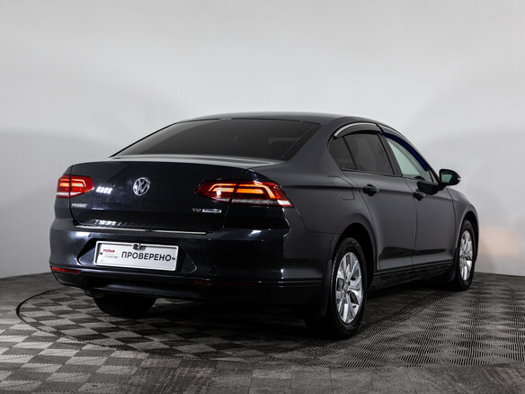 2016 Volkswagen Passat B8, серый, 1799000 рублей - вид 4